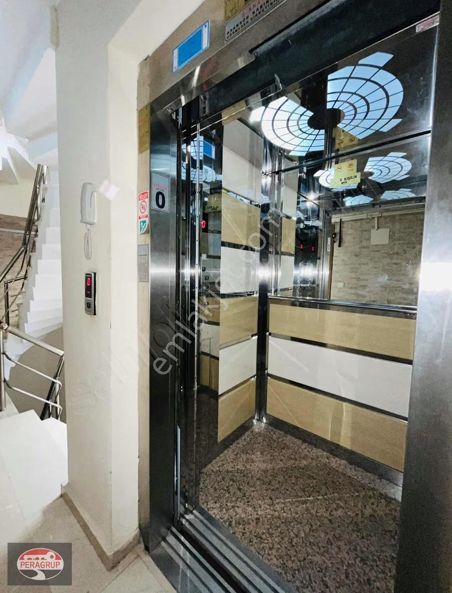 {peradan} Libadiye Cad. İskânlı-otoparklı Satılık Dublex Daire - Görsel 4