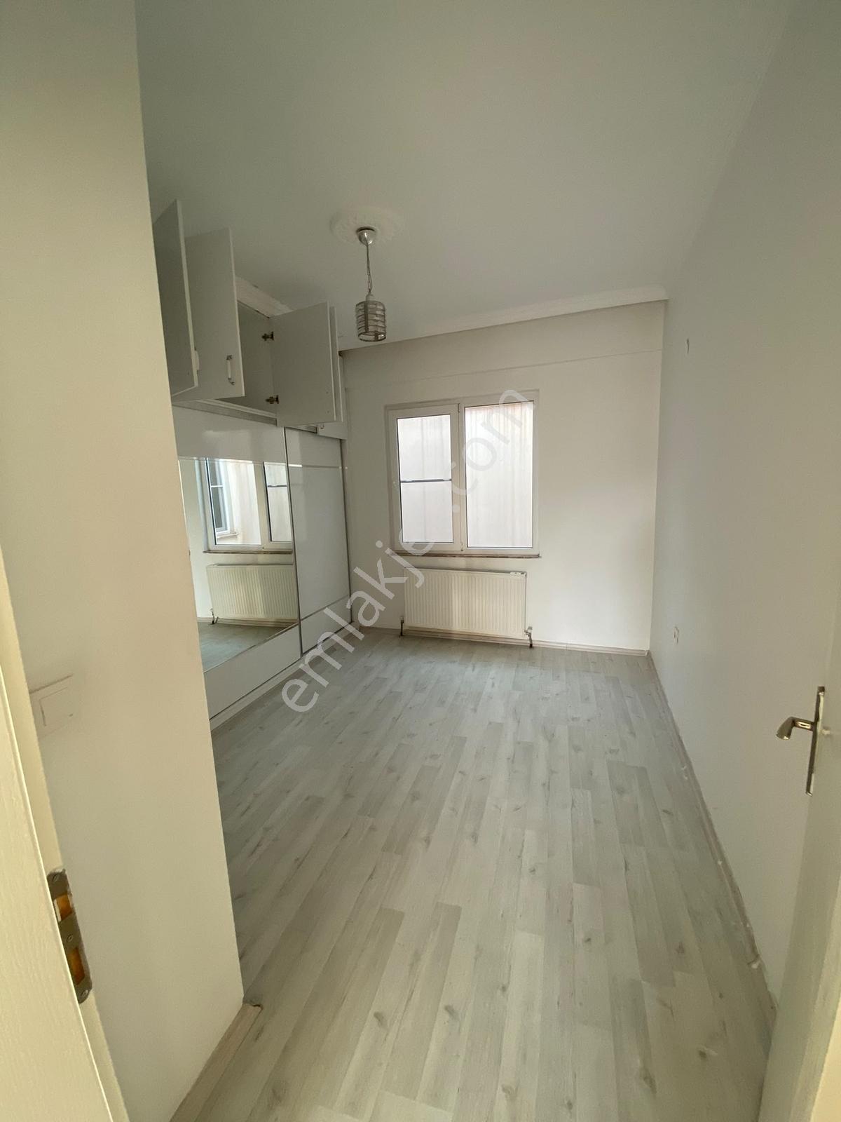 Nova'dan Kepsut Cumhuriyet İlk Okulu Yakını Kiralık 2+1 Daire - Görsel 9