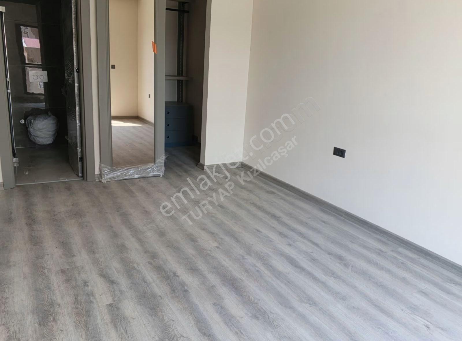 For Rent. Gökdemir Premium Cadde Cepheli C Blok Kiralık 4+1 - Görsel 14