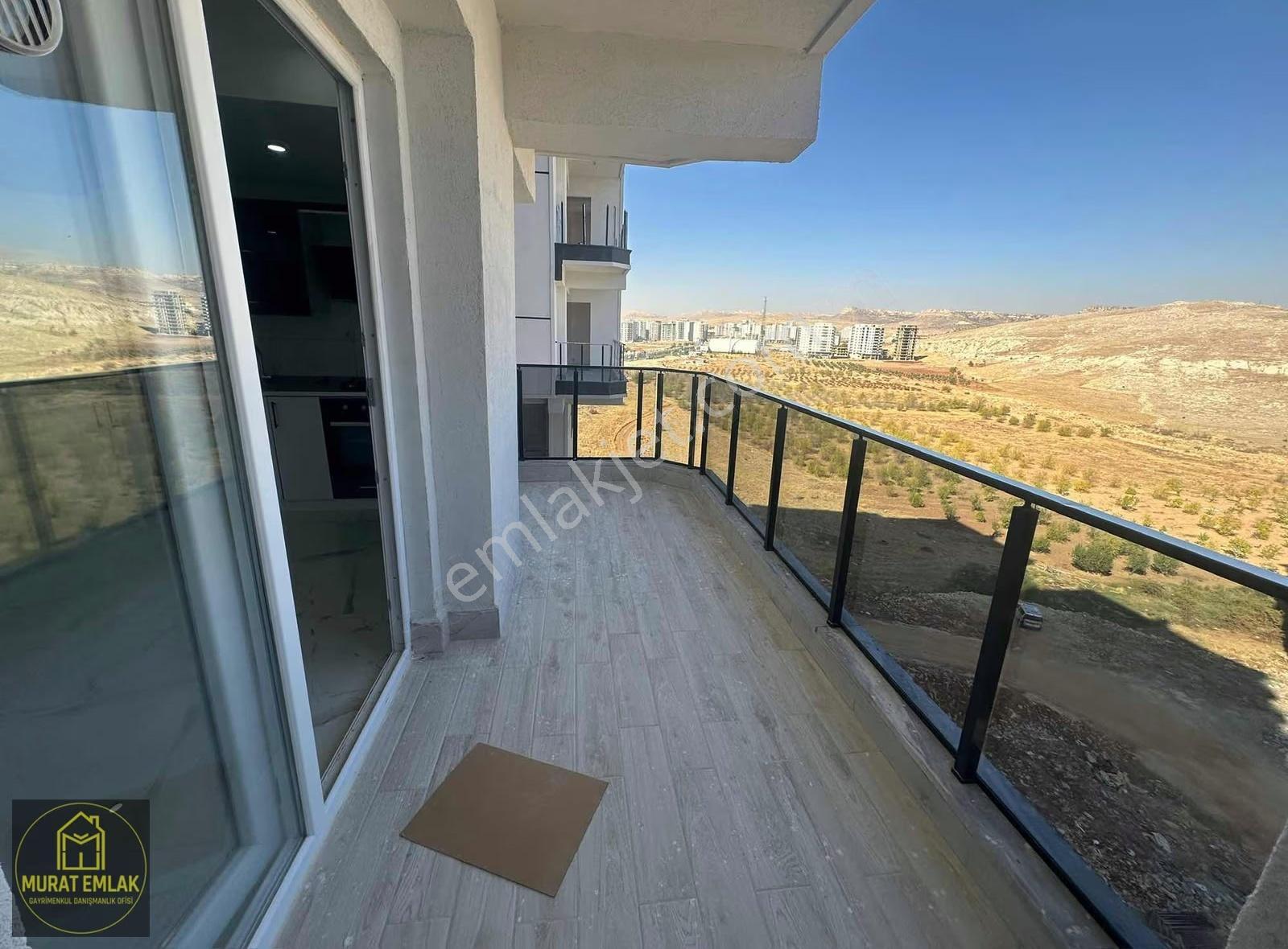 Murat Emlaktan Anacadde Üzeri Ultra Lüks Sıfır 3+1 Daire Kiralık - Görsel 8