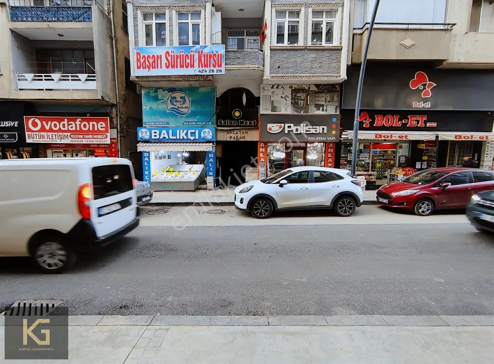 -şehir Merkezi- Anlayan Pasajında Kiralık İş Yeri