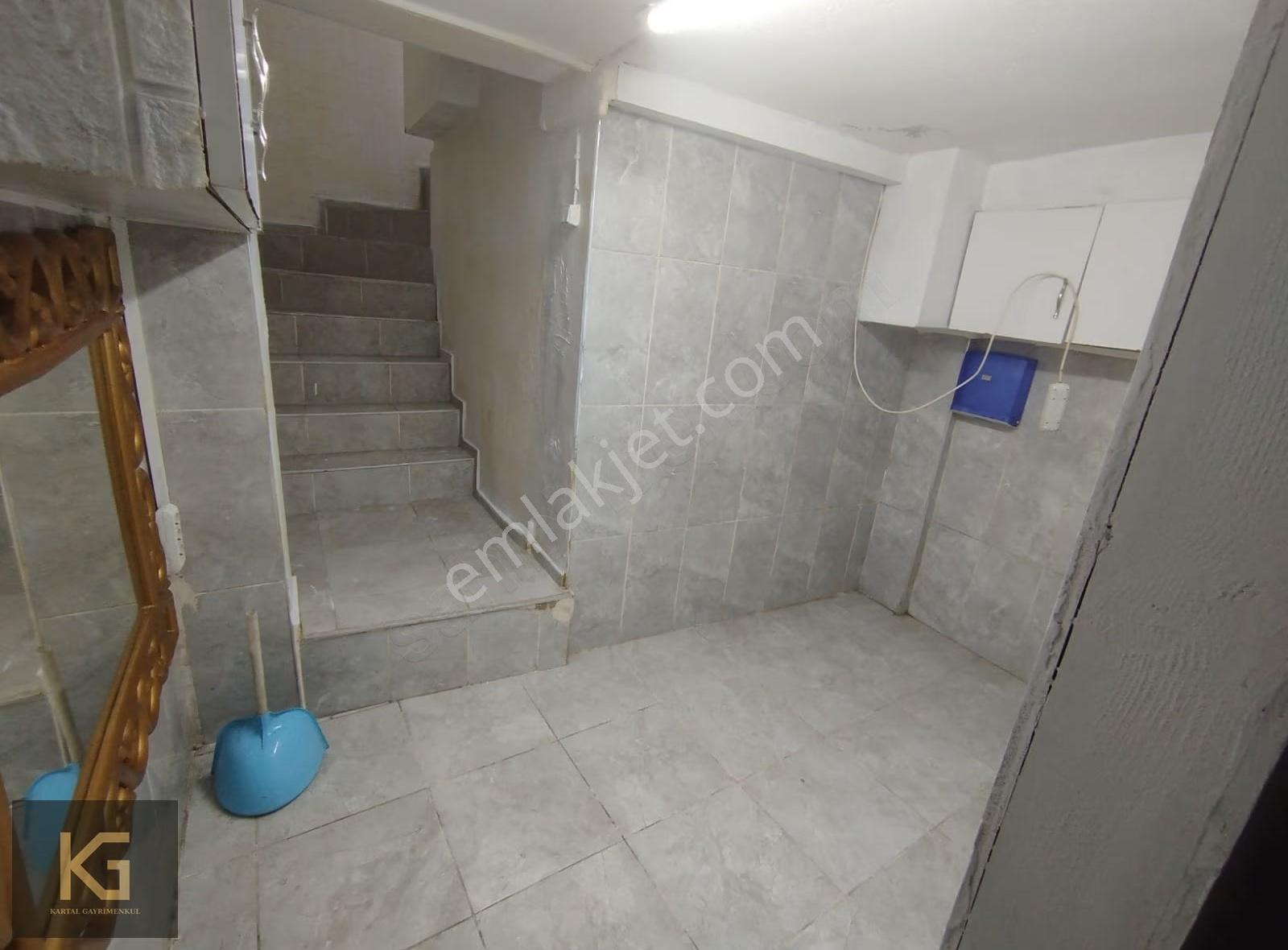 -şehir Merkezi- Anlayan Pasajında Kiralık İş Yeri - Görsel 6