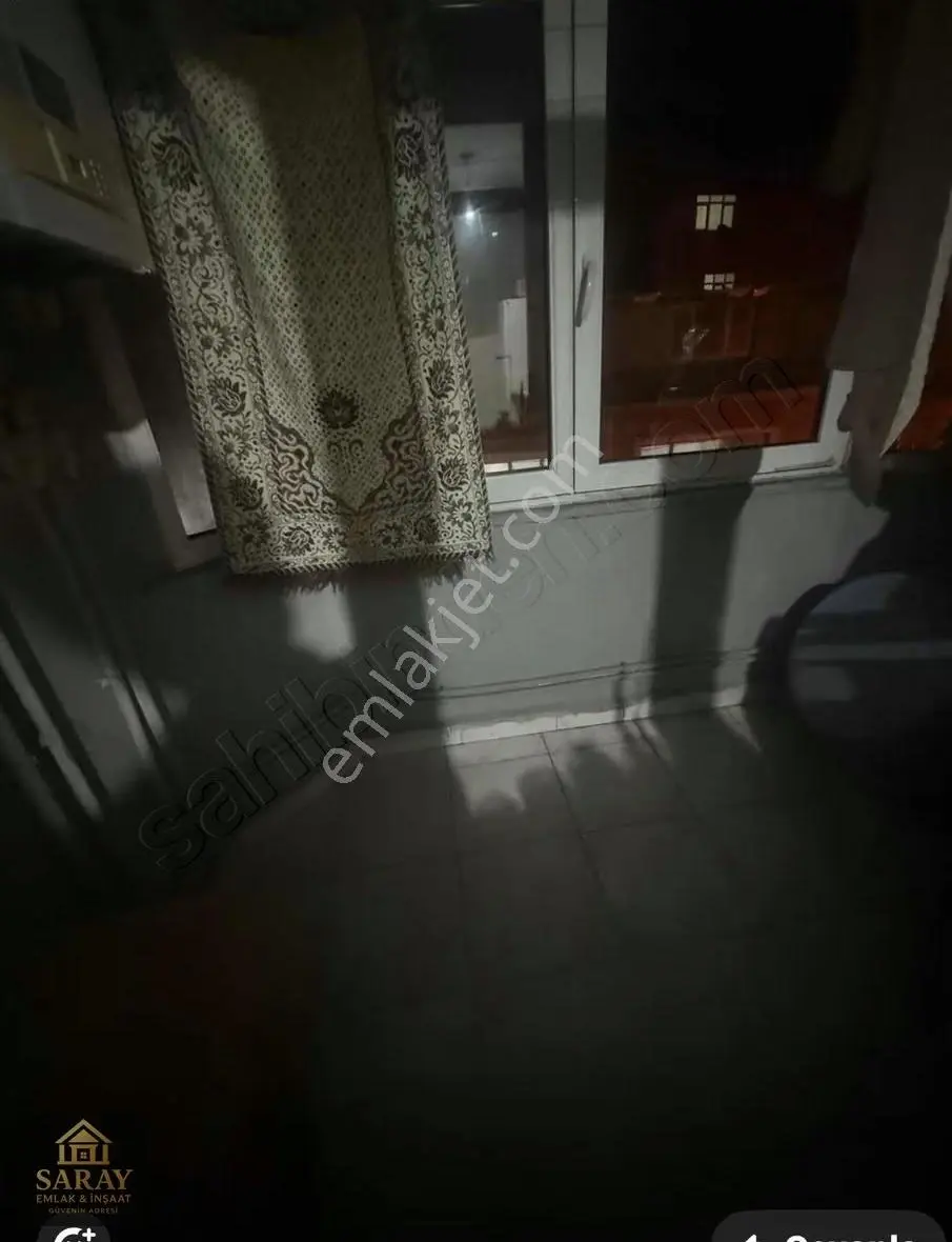 Saray Emlaktan Merkezde Satılık Ara Kat Ön Cepe Daire - Görsel 2
