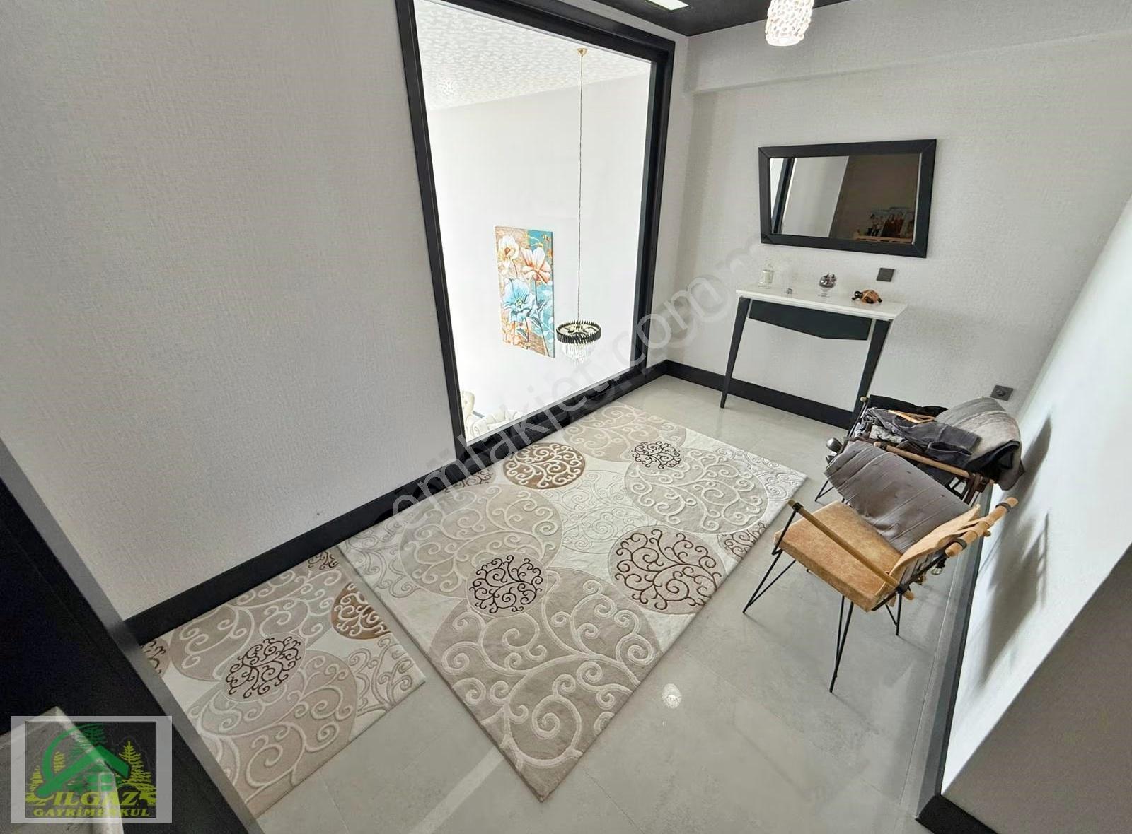 Muhteşem Manzaraya Sahip 6+1 375m² Eşsiz Yapıda Loft Site Daire! - Görsel 2