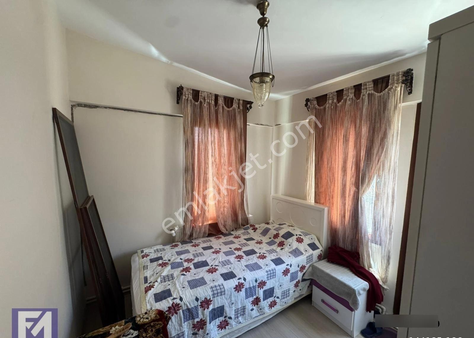 Eskifoça Denizkent Sitesin De Eşyalı Kiralık Villa - Görsel 22