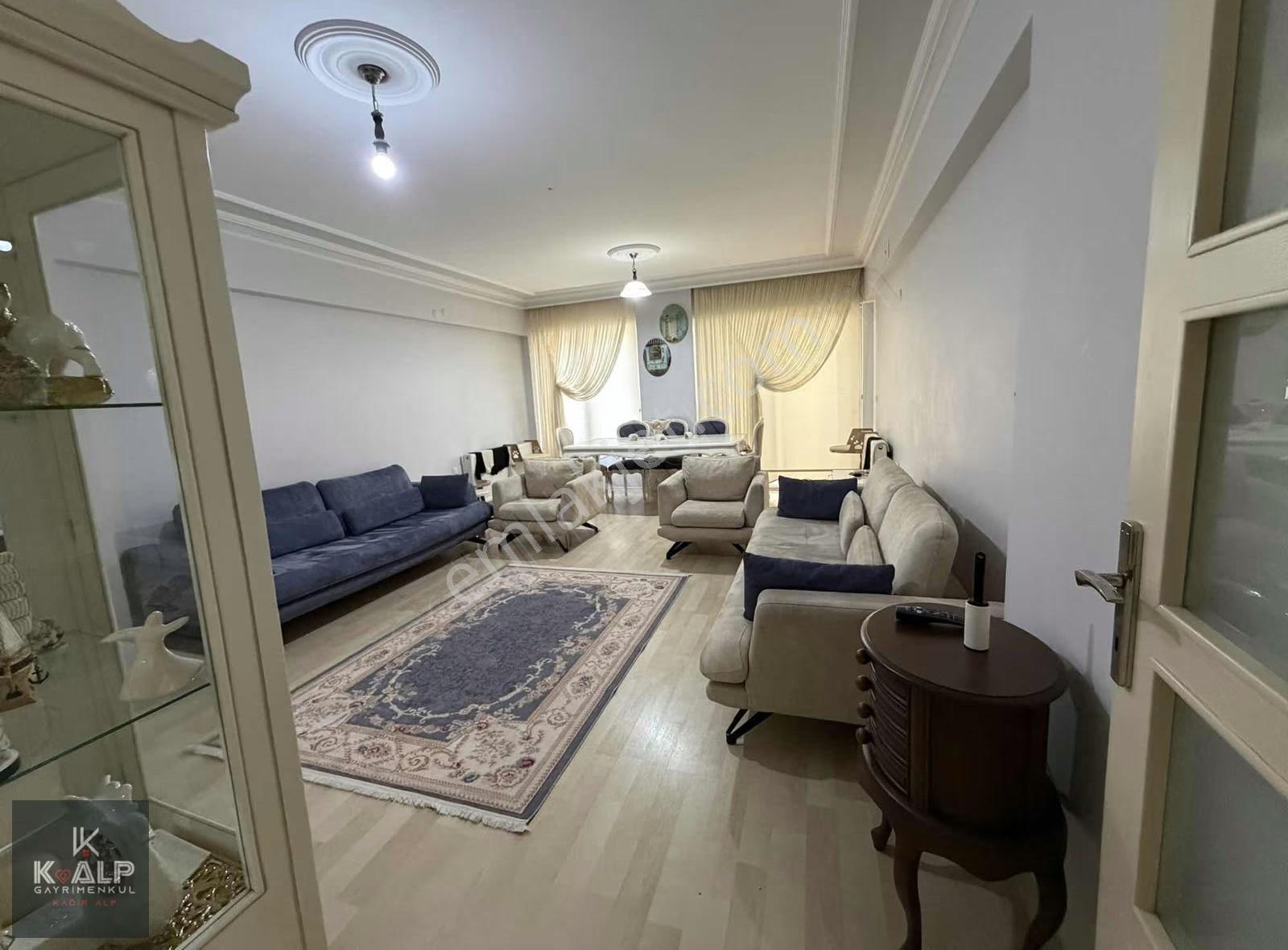 Site 2010'da Satılık 4+1 Daire.bahçe Cepheli Masrafsız - Görsel 17