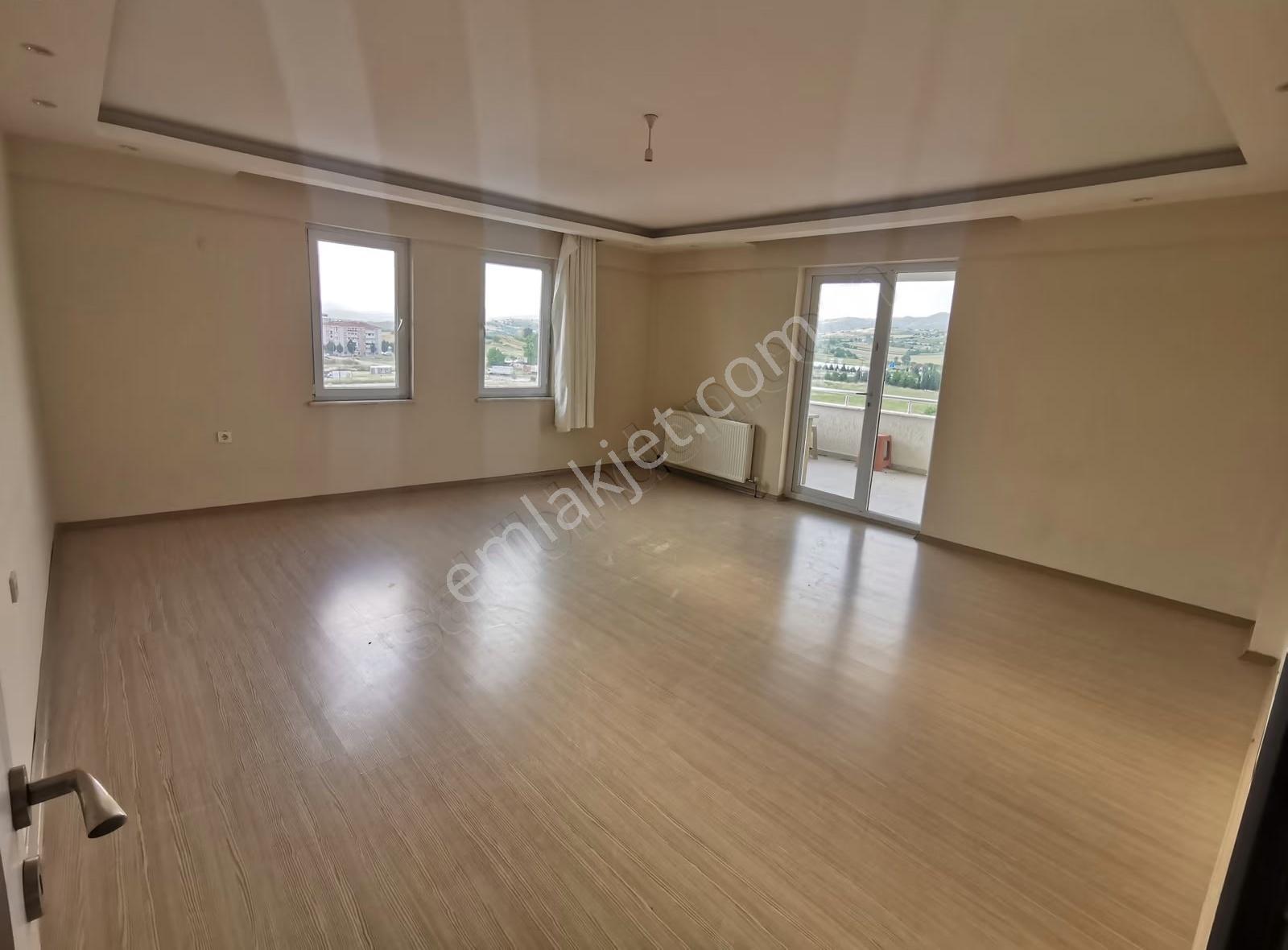 Bursa Yenişehir'de Site İçinde, Doğa Manzaralı 3+1 Kiralık Daire - Görsel 4