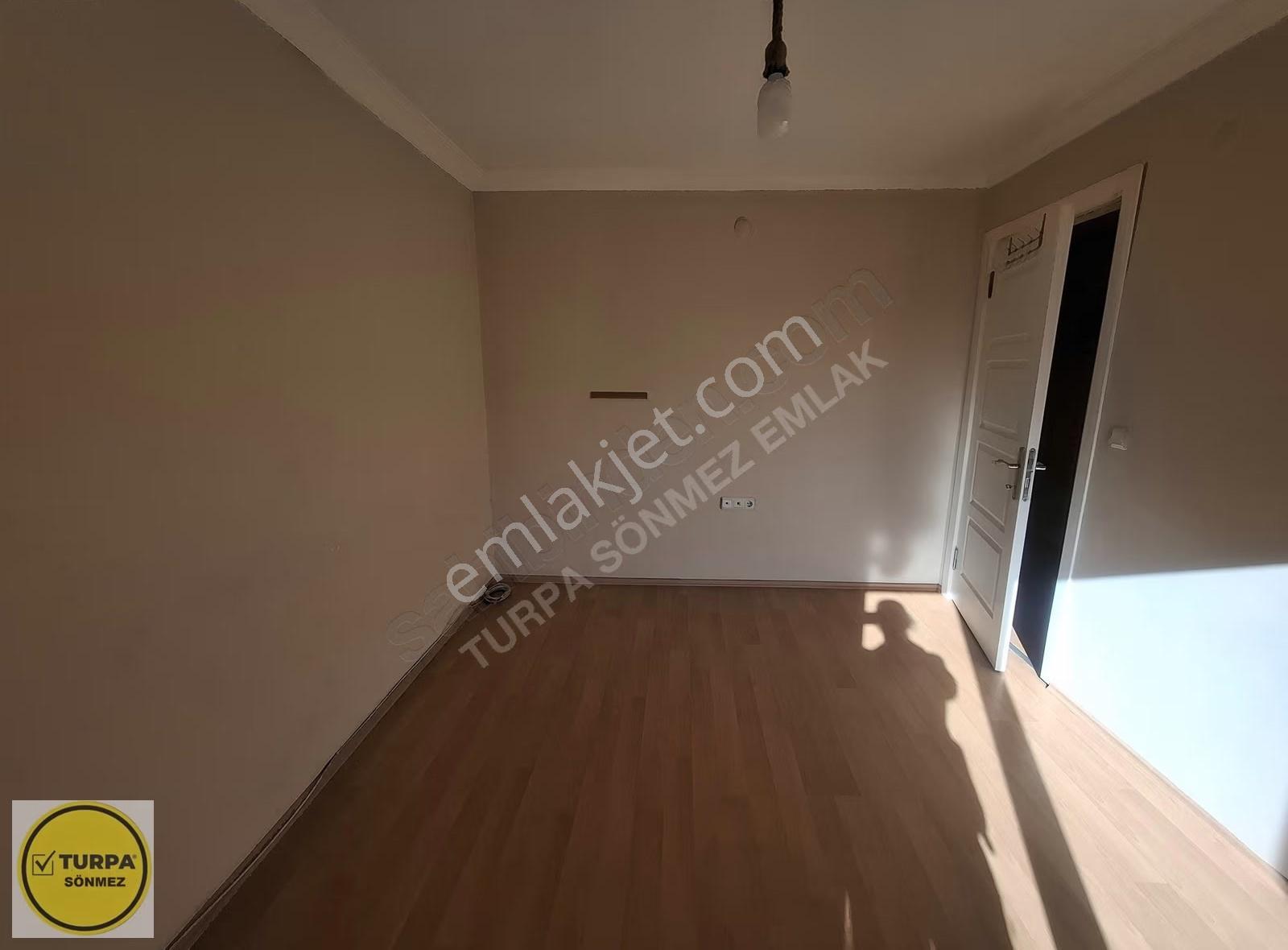 Cüneytbey'de Kiralık 2+1 Ferah Daire - Merkezi Konum - Görsel 2