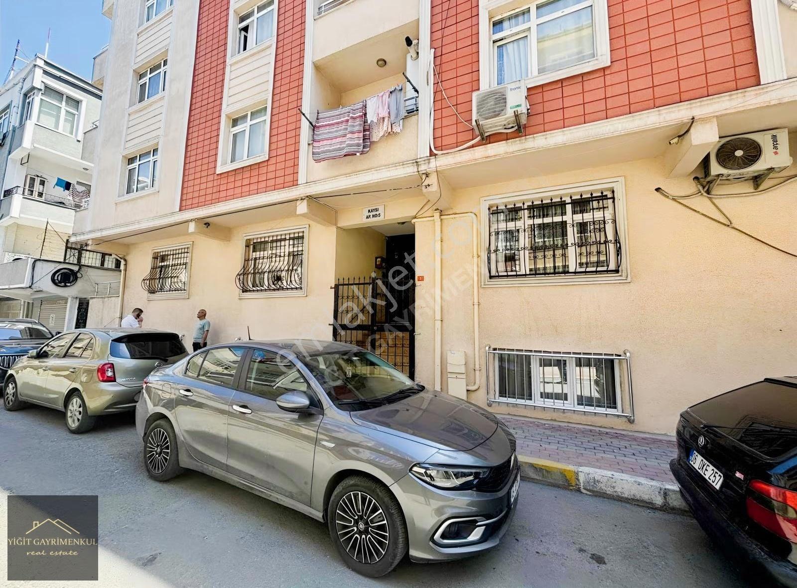 Hürriyet Mahallesinde 3+1 Geniş Bahçeli Bahçe Katı Daire