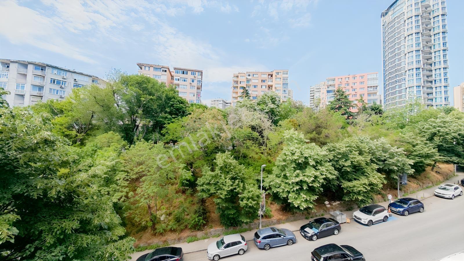 Gayrettepe Pazar Sokak Metro Yanı 4 + 1 Kat - Görsel 7