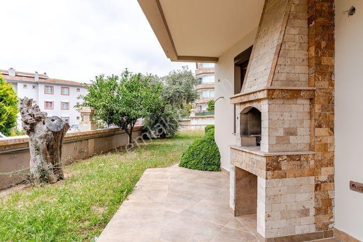 Kuşadası Geniş Ferah Kendine Ait 500 M2 Bahçesi Olan Özel Daire - Görsel 25