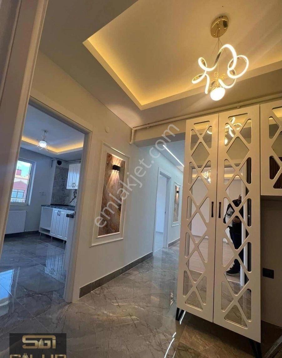 Türk-iş'te Cuma Pazarı Üzerinde Site İçinde Satılık 3+1 Daire - Görsel 24