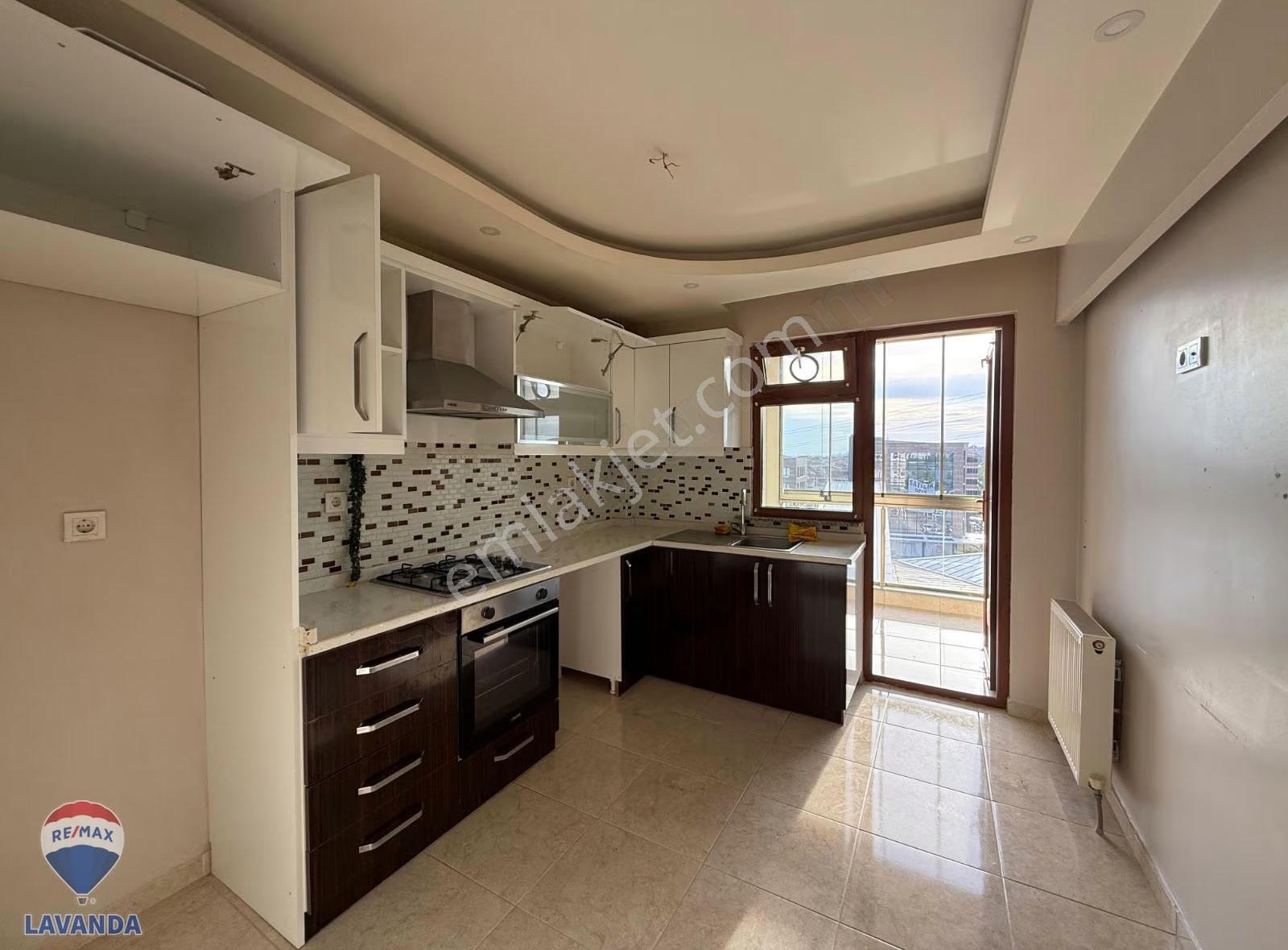 Remax Lavanda Dan Muhittin Mahallesi'nde Kiralık 3+1 Daire - Görsel 20