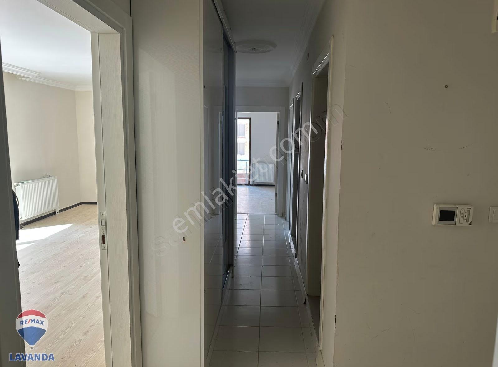 Re/max/lavandadan Çorlu-emlaklarda Kiralık 2+1 Daire - Görsel 18