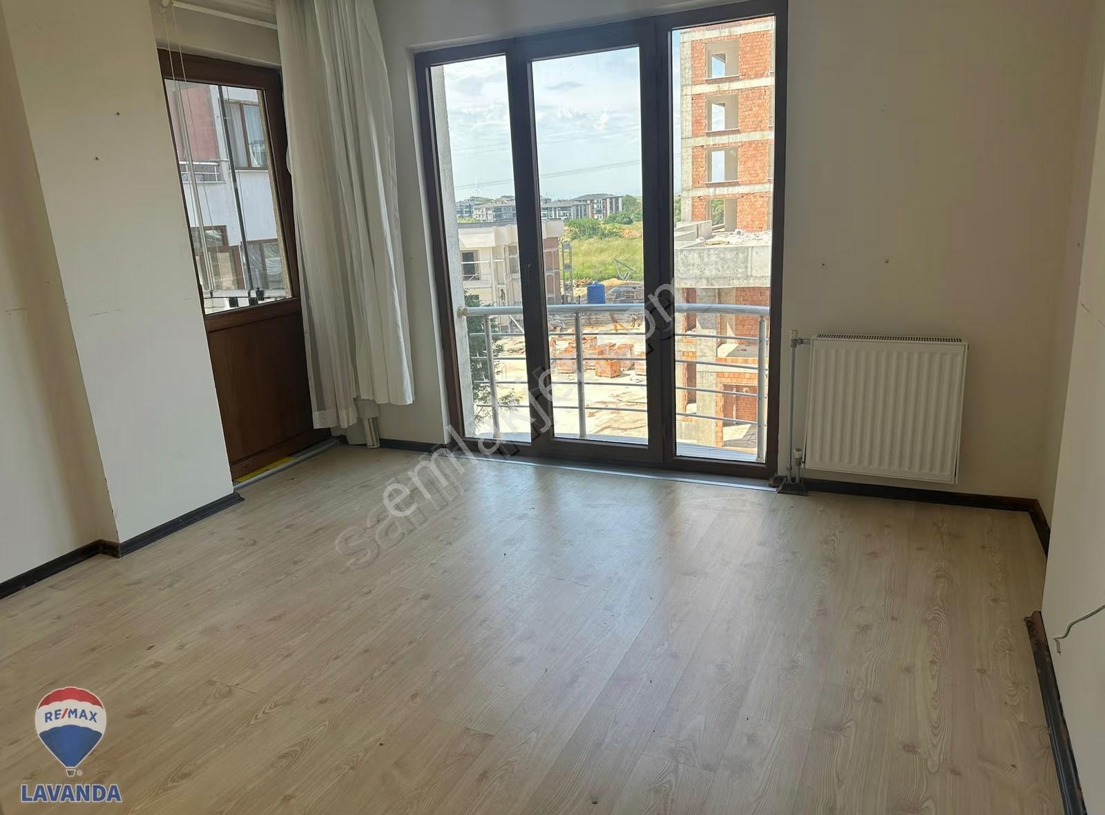 Re/max/lavandadan Çorlu-emlaklarda Kiralık 2+1 Daire - Görsel 23