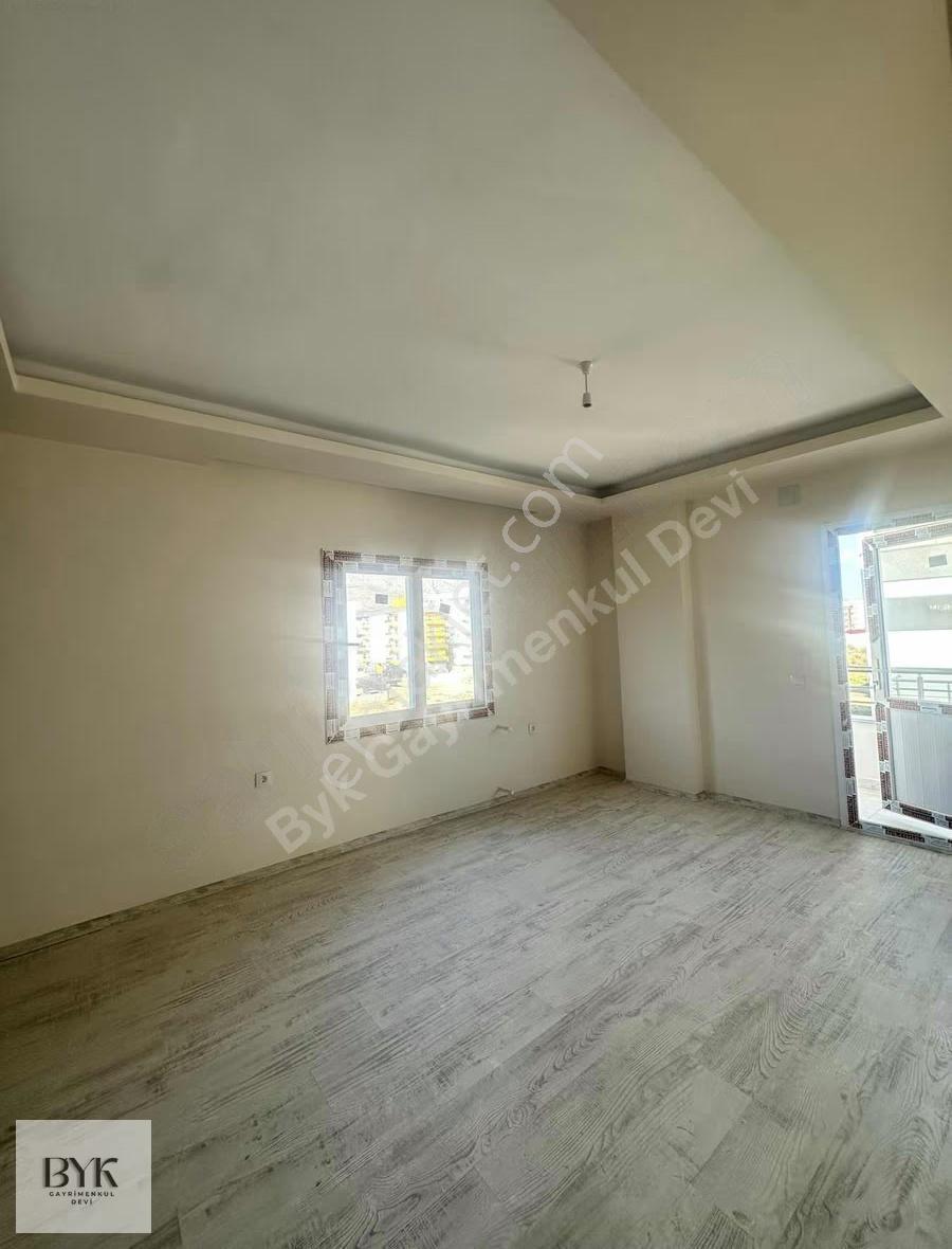 Yeşilovacık'da 95m2 Denize 600m 2+1 Ara Kat - Görsel 14