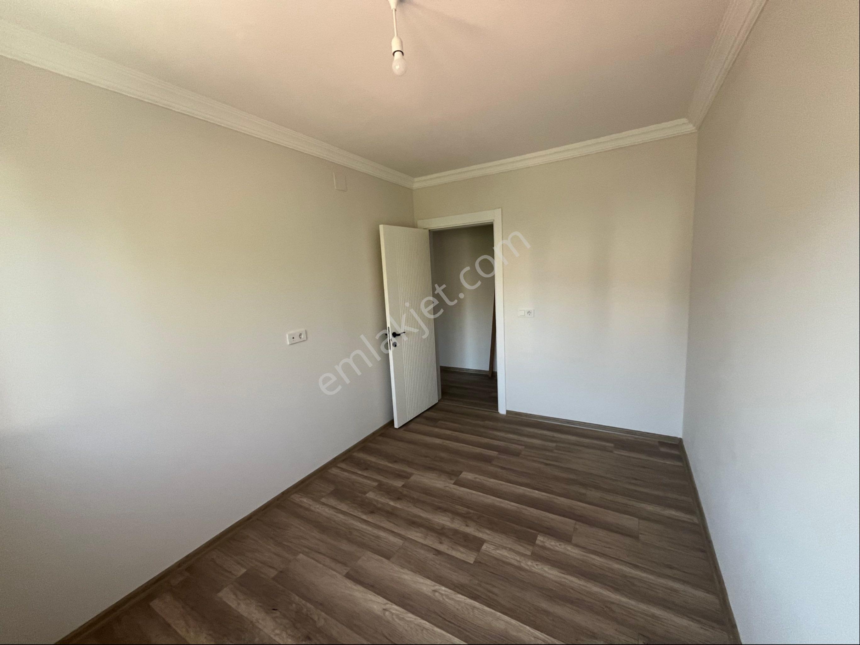 Miray Emlaktan Yenimahallede Doğalgazlı Kiralık 2+1 Daire - Görsel 12