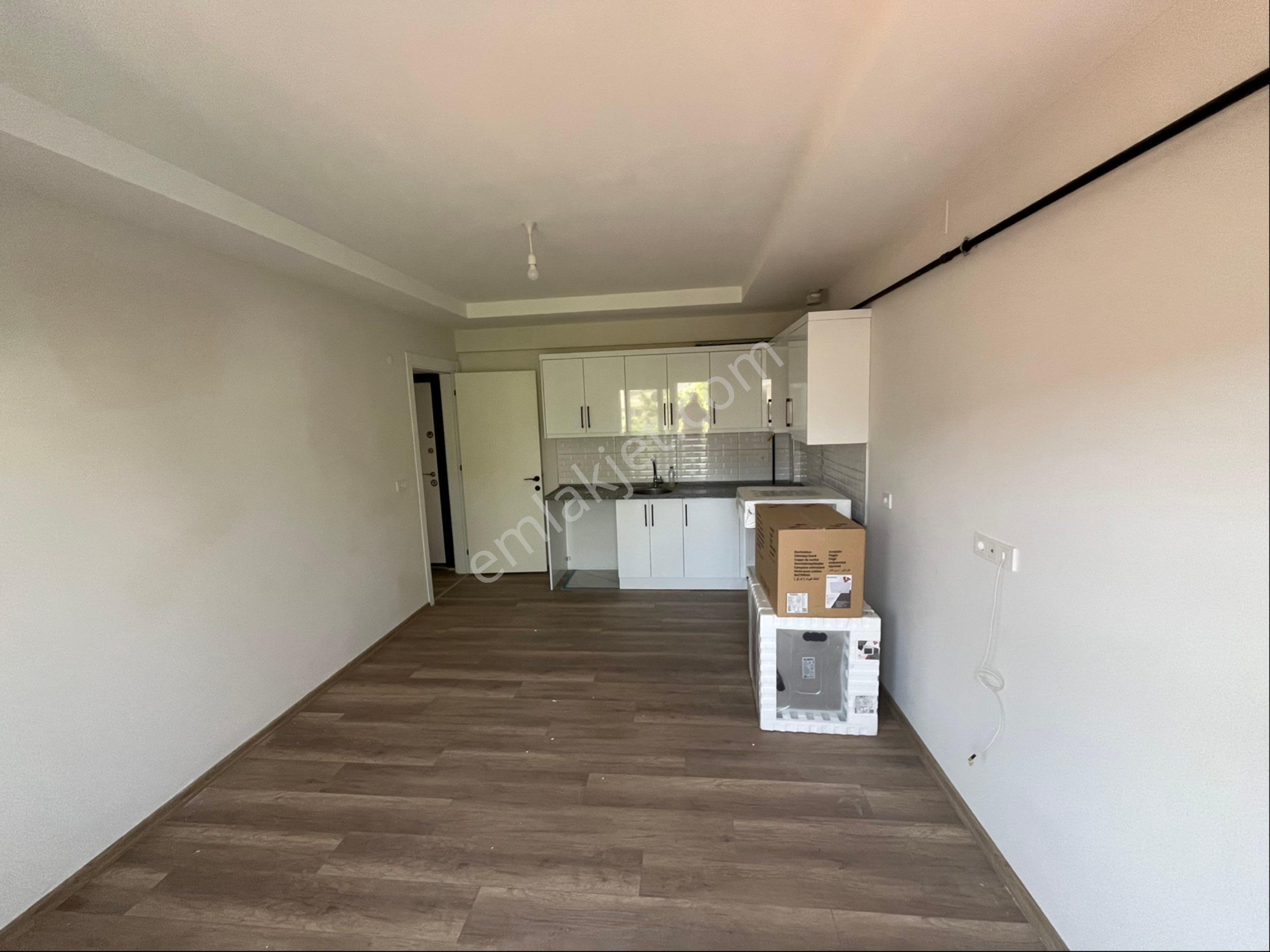 Miray Emlaktan Yenimahallede Doğalgazlı Kiralık 2+1 Daire - Görsel 28