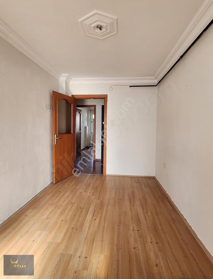 İhsaniye Mahallesinde 3+1 Kiralık Balkonlu Daire - Görsel 19