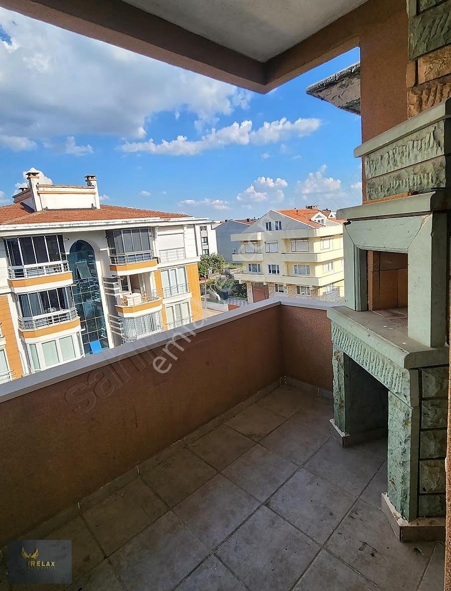 İhsaniye Mahallesinde 3+1 Kiralık Balkonlu Daire - Görsel 3