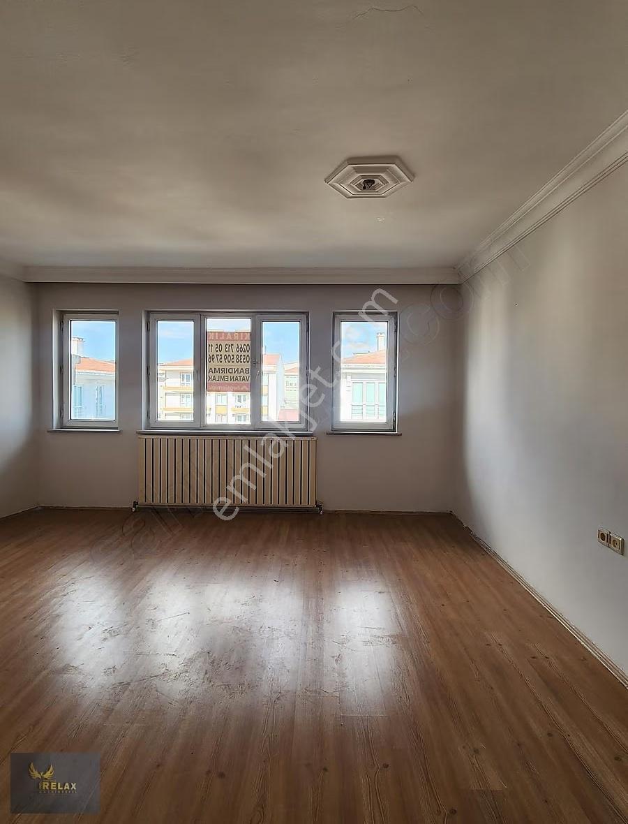 İhsaniye Mahallesinde 3+1 Kiralık Balkonlu Daire - Görsel 32