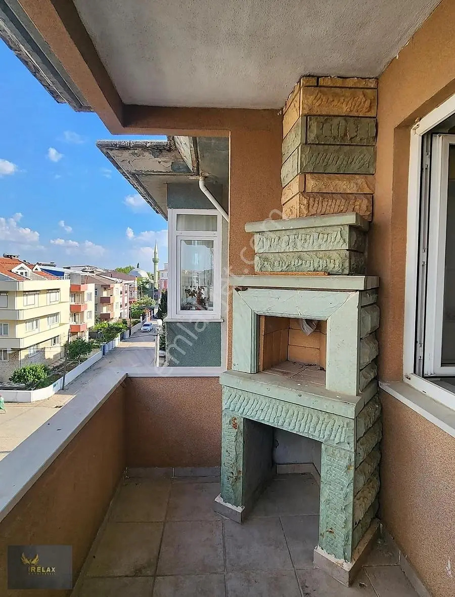 İhsaniye Mahallesinde 3+1 Kiralık Balkonlu Daire - Görsel 4