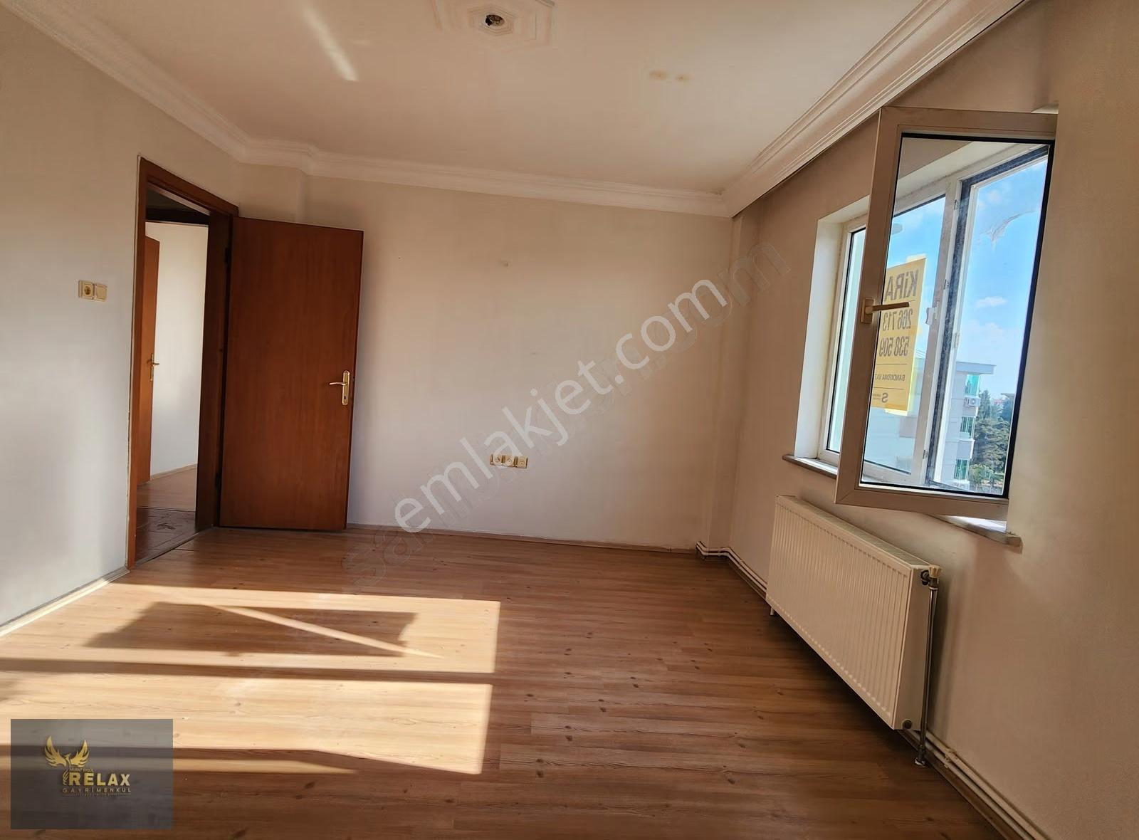 İhsaniye Mahallesinde 3+1 Kiralık Balkonlu Daire - Görsel 28