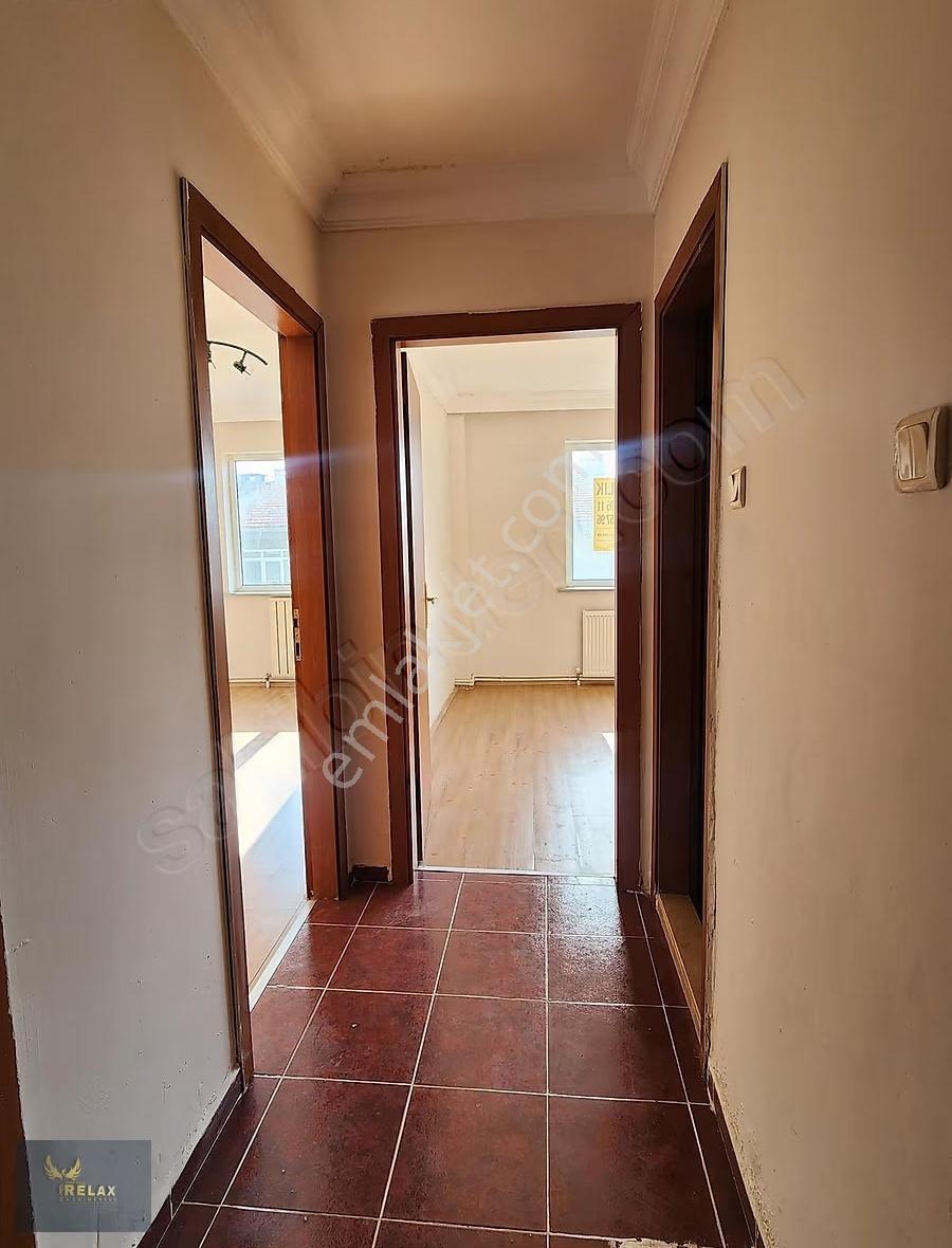 İhsaniye Mahallesinde 3+1 Kiralık Balkonlu Daire - Görsel 6