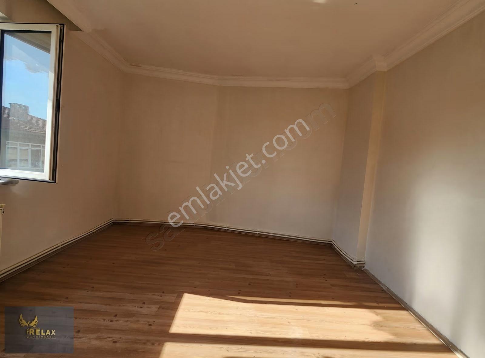 İhsaniye Mahallesinde 3+1 Kiralık Balkonlu Daire - Görsel 18