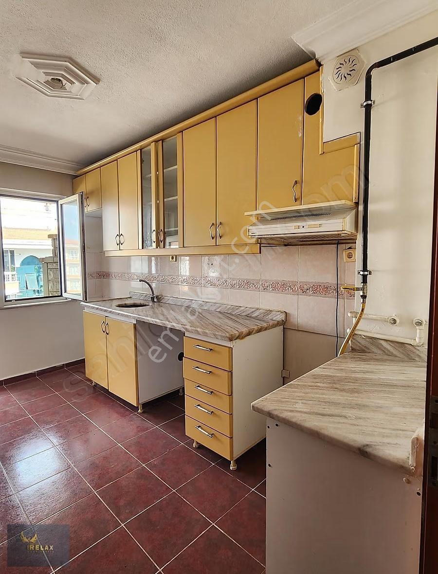 İhsaniye Mahallesinde 3+1 Kiralık Balkonlu Daire - Görsel 14