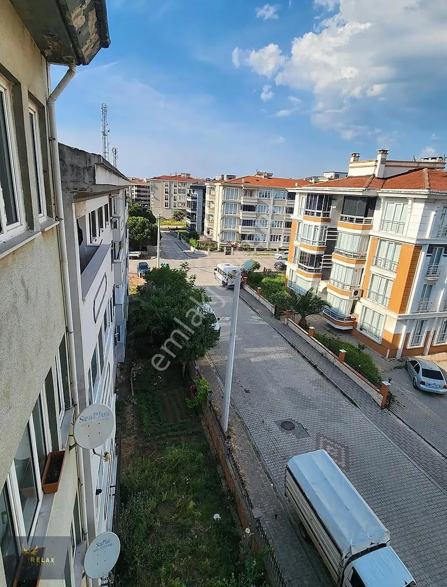 İhsaniye Mahallesinde 3+1 Kiralık Balkonlu Daire - Görsel 2