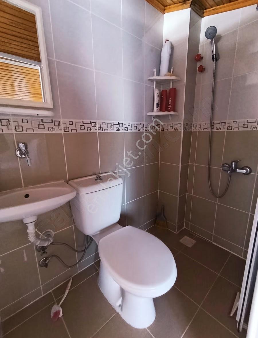 Bademli'de Denize Yakın Prestijli Sitede 3+1 Tirpleks Villa - Görsel 16