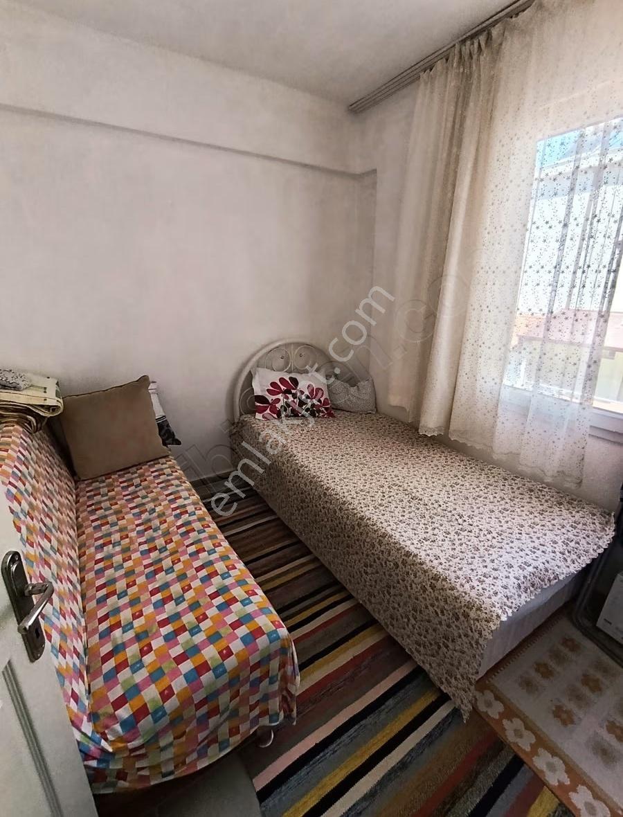 Bademli'de Denize Yakın Prestijli Sitede 3+1 Tirpleks Villa - Görsel 28