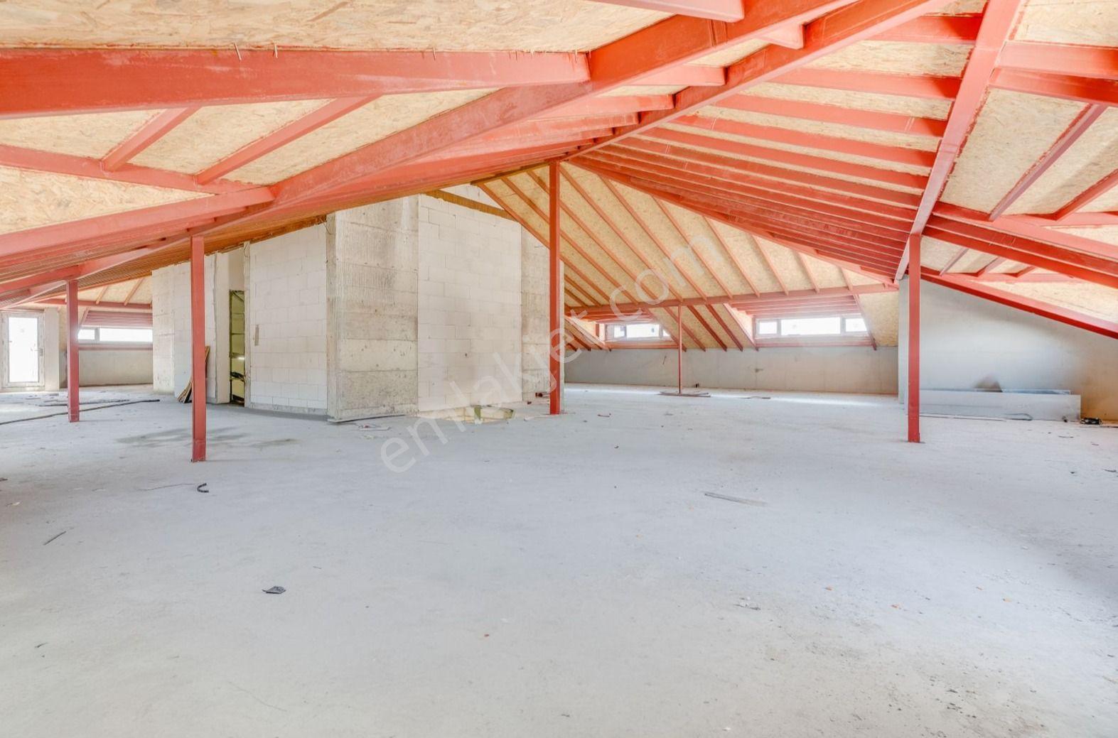 Üsküdar Çengelköy 'de Cadde Üzeri Komple Kiralık Plaza - Görsel 19