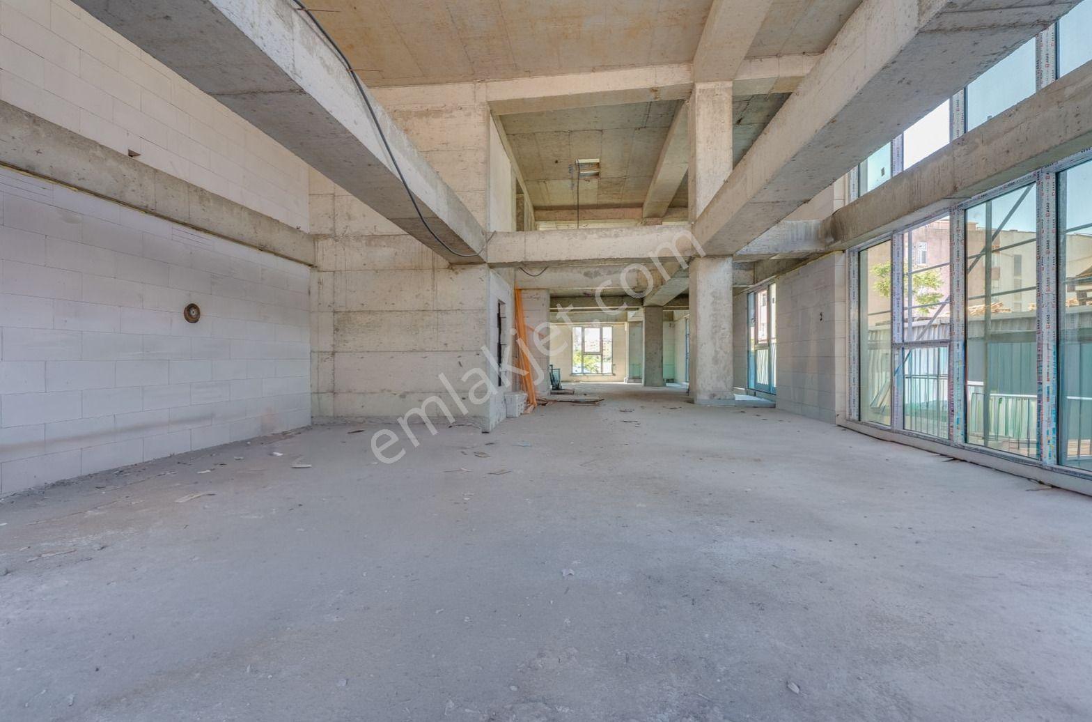 Üsküdar Çengelköy 'de Cadde Üzeri Komple Kiralık Plaza - Görsel 6