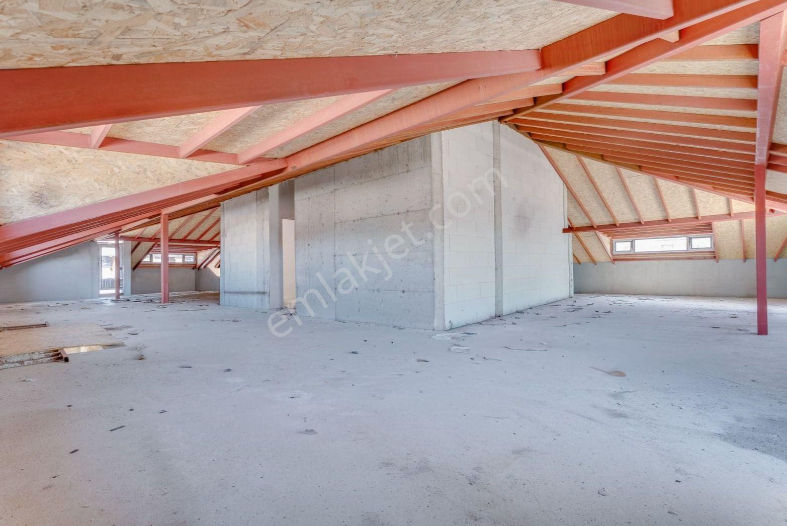 Üsküdar Çengelköy 'de Cadde Üzeri Komple Kiralık Plaza - Görsel 20