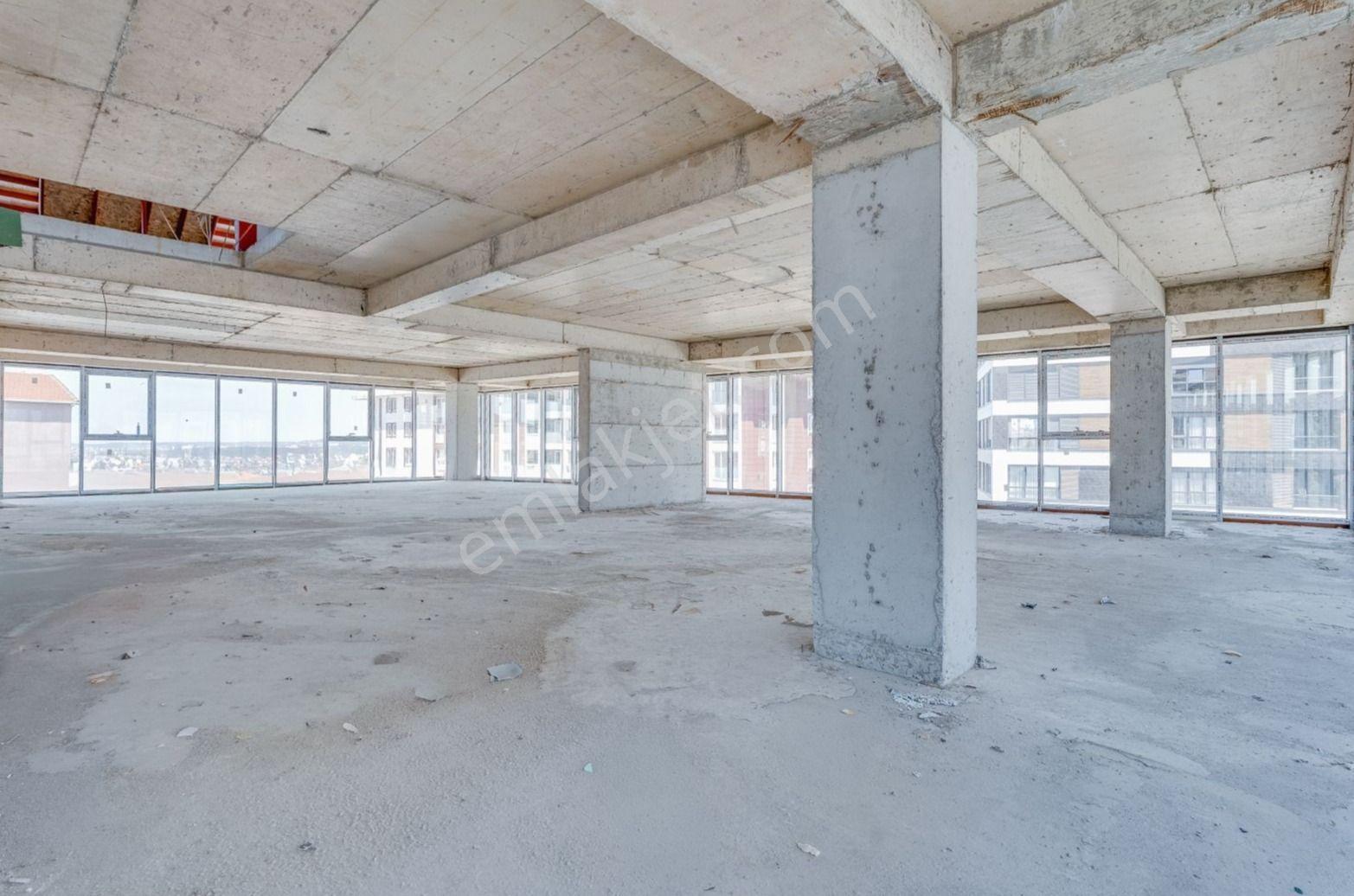 Üsküdar Çengelköy 'de Cadde Üzeri Komple Kiralık Plaza - Görsel 16
