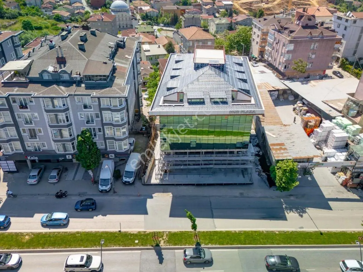 Üsküdar Çengelköy 'de Cadde Üzeri Komple Kiralık Plaza - Görsel 2