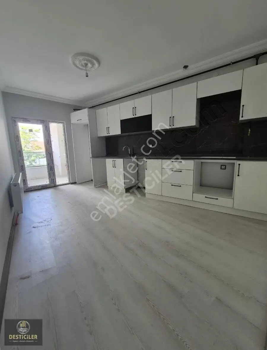 Hg-226 2.arabacılar Blv. 120 M2 2+1 İskanlı Daire