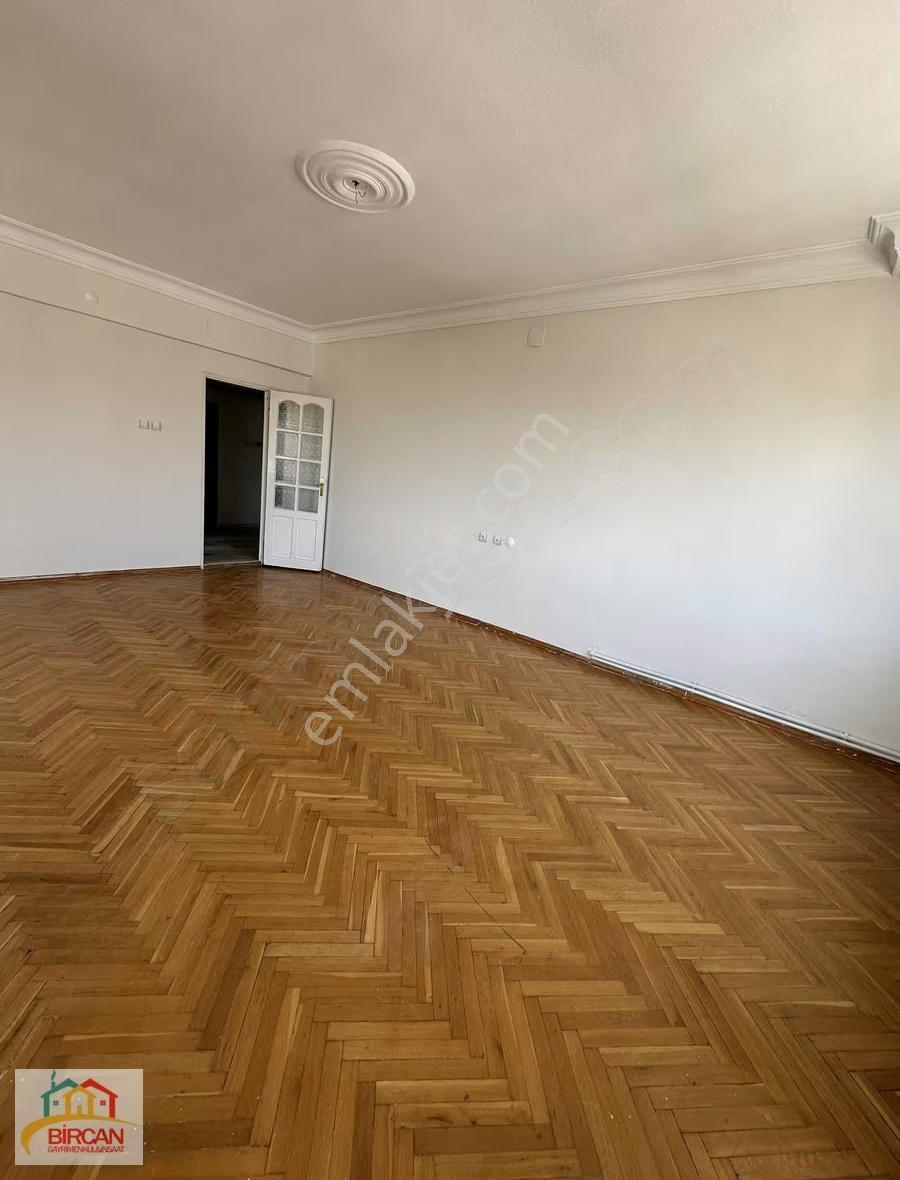 Binevler'de Kiralık 3 + 1 Asansörlü Daire - Görsel 30