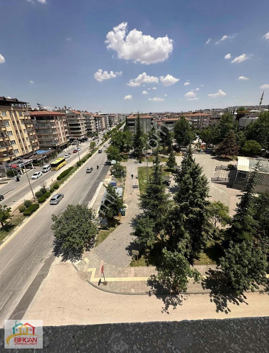 Binevler'de Kiralık 3 + 1 Asansörlü Daire - Görsel 15