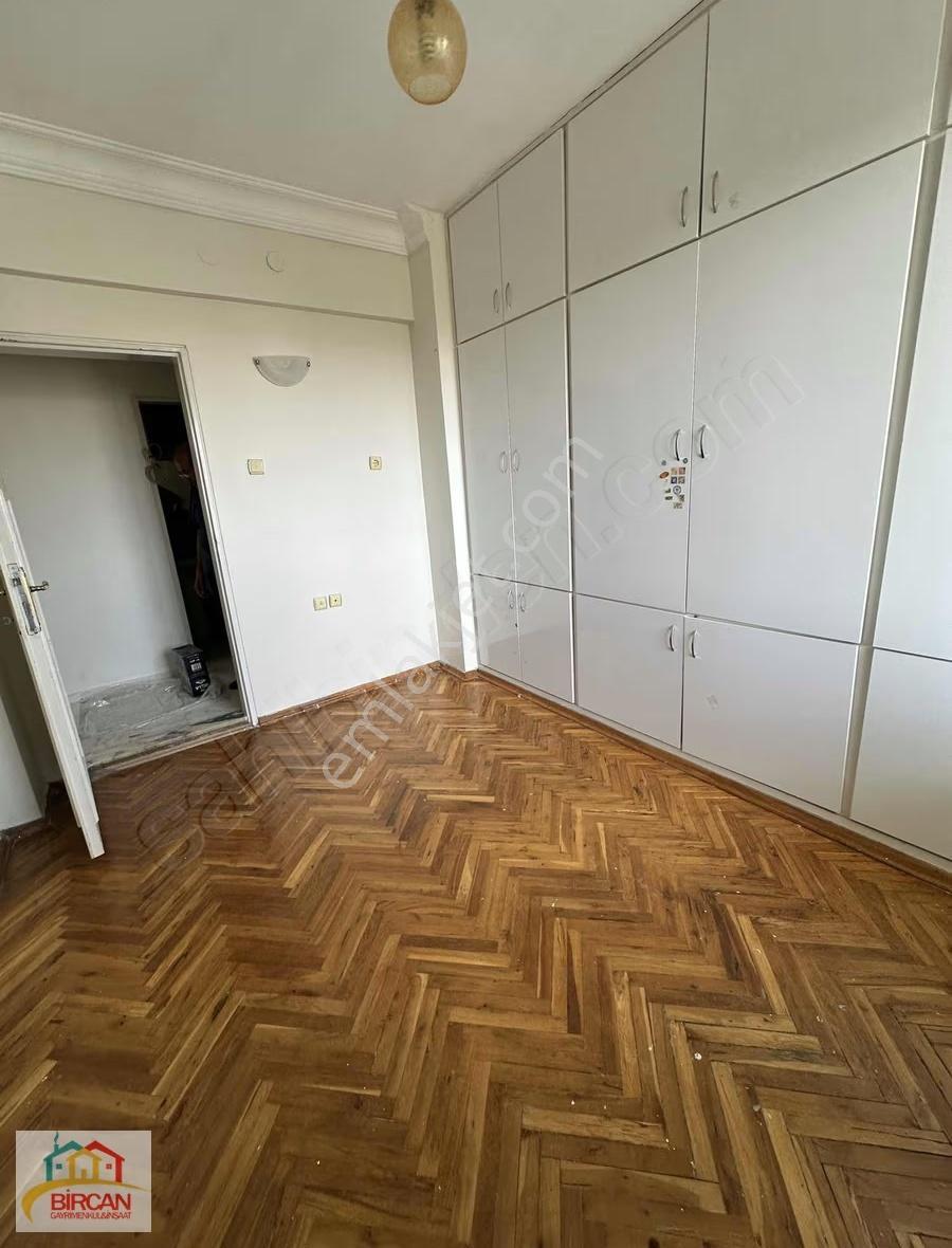 Binevler'de Kiralık 3 + 1 Asansörlü Daire - Görsel 11