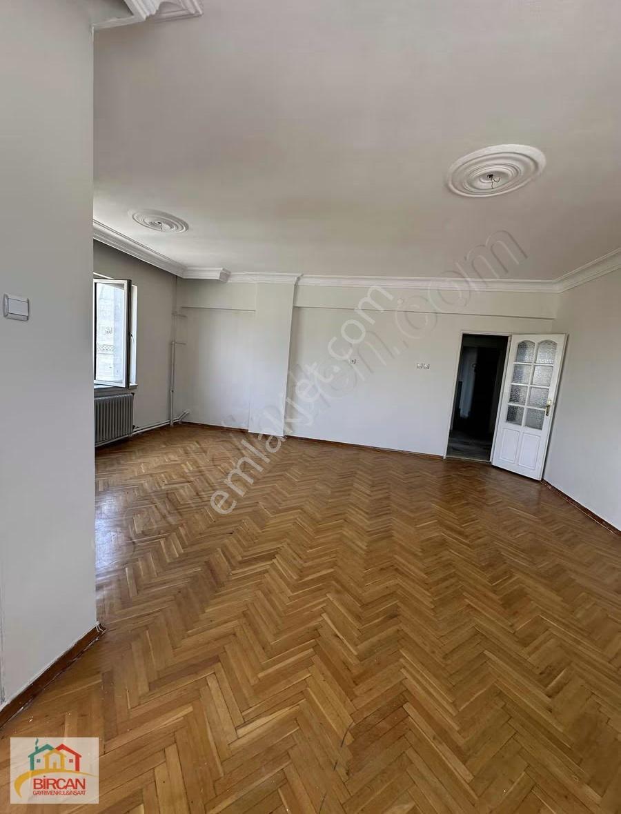 Binevler'de Kiralık 3 + 1 Asansörlü Daire - Görsel 19