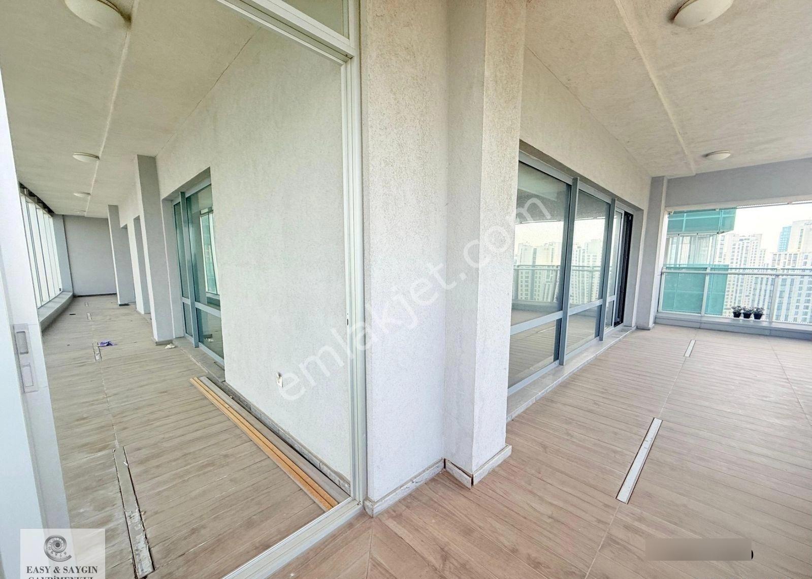 Ağaoğlu Maslak 1453 Sitesinde Şahane Yüksek Kat Satılık Ufku Açık Daire Boş - Görsel 6