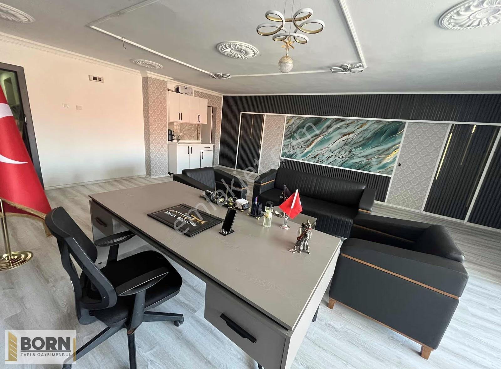 Konak Tepecik'de Hastaneler Yakını 65m2 Eşyalı Kiralık Ofis - Görsel 22