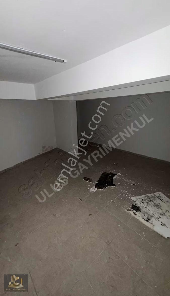 Ulus'tan Cengiz Topel Cadde Üzeri 260m2 3 Katlı Dükkan - Görsel 3
