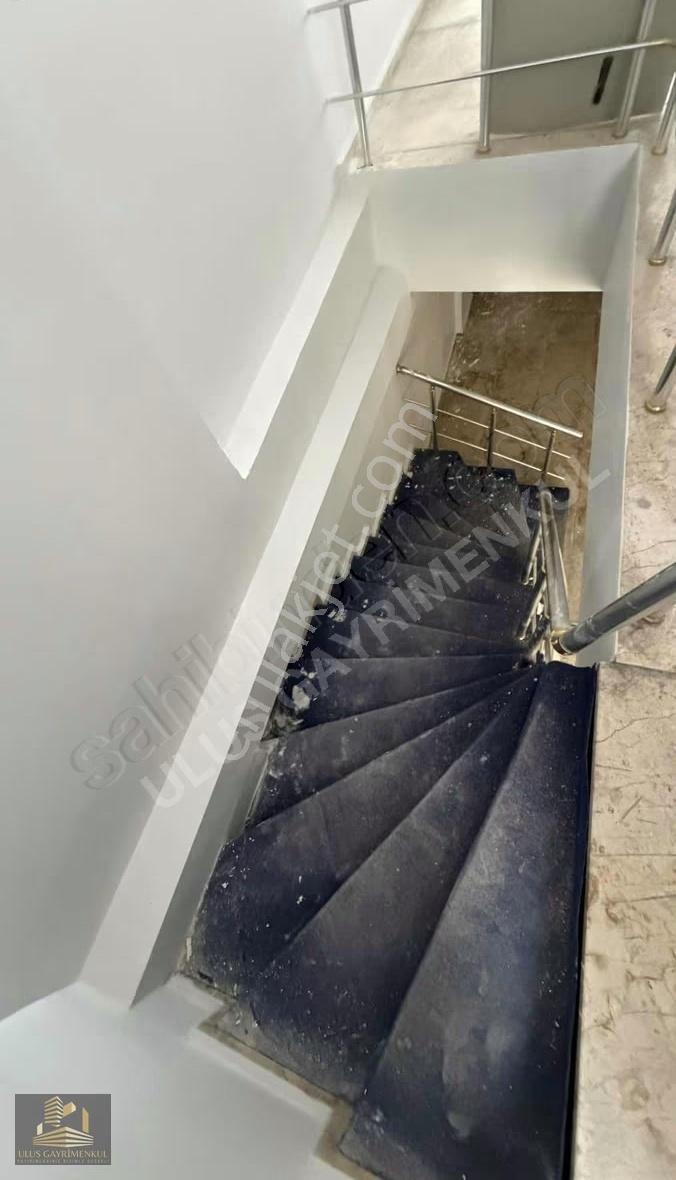 Ulus'tan Cengiz Topel Cadde Üzeri 260m2 3 Katlı Dükkan - Görsel 14