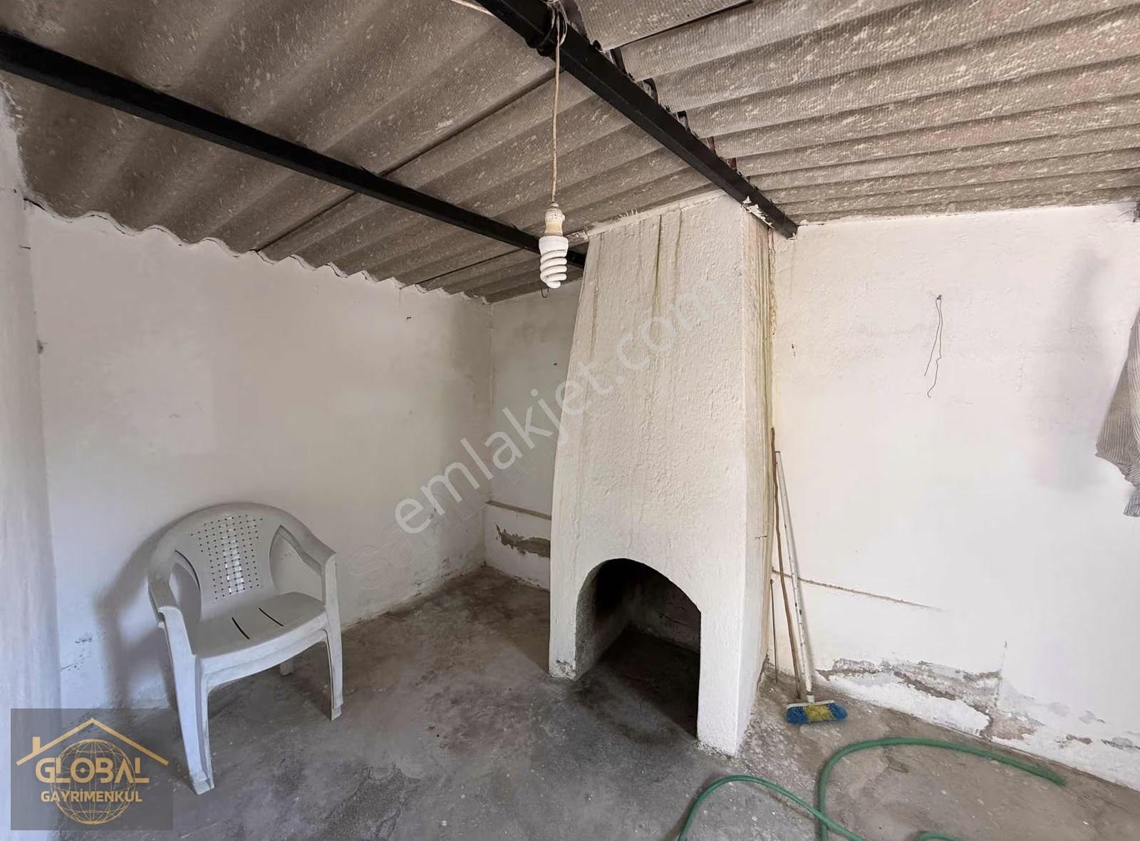 Globalden | 300 M² Satılık Tek Tapu Geniş Bahçeli Müstakil Ev - Görsel 13