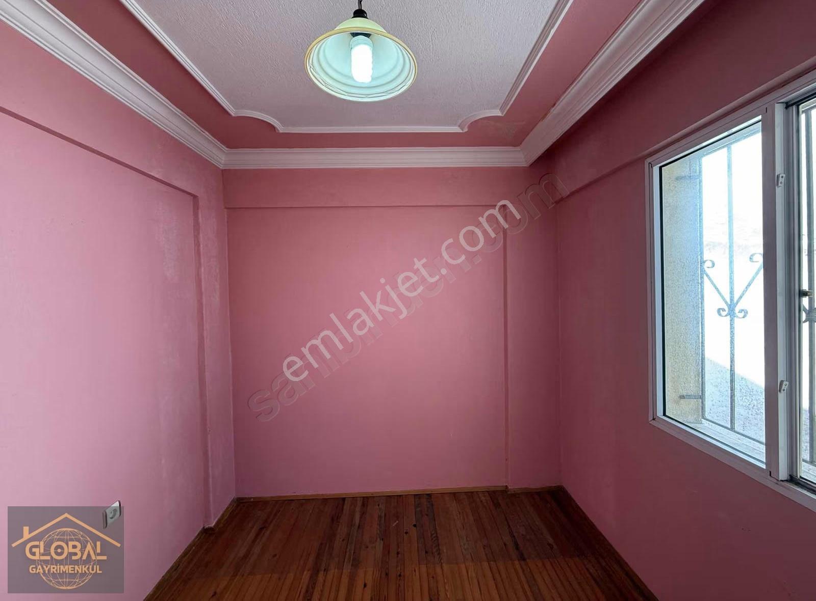 Globalden | 300 M² Satılık Tek Tapu Geniş Bahçeli Müstakil Ev - Görsel 23