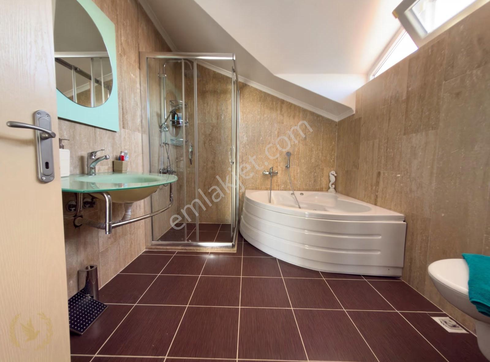 Çalış {villa Palm} Yüksek Galeri ,müstakil Bahçe ,3.5+1 Triplex - Görsel 23
